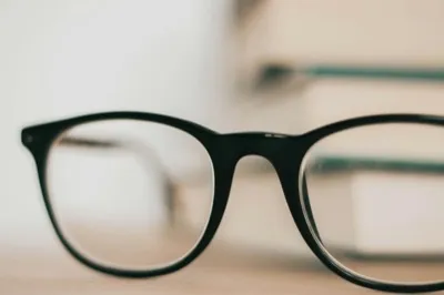 Orthokeratologie (Ortho-K)
